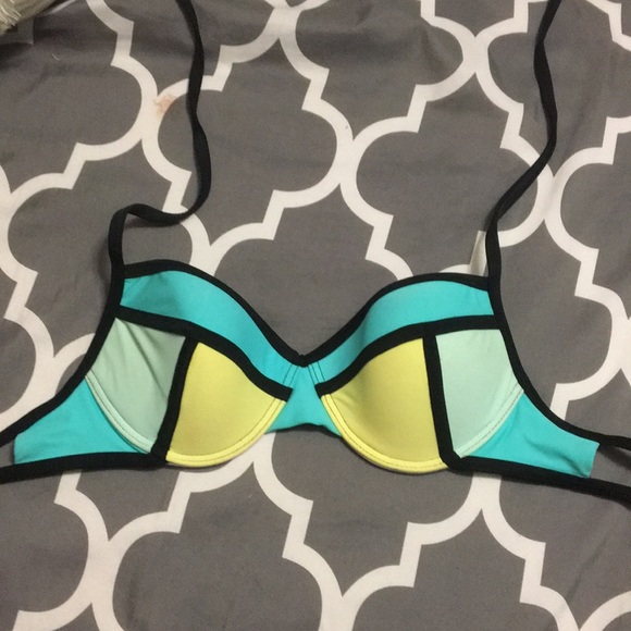 Haut De Bikini Old Navy Multicolore - Taille XS - Neuf Avec étiquettes